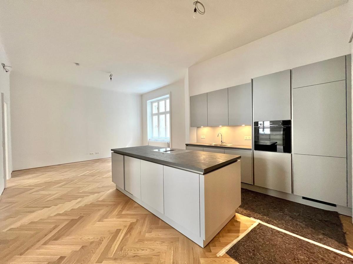 Ezimmer mit offener Kche