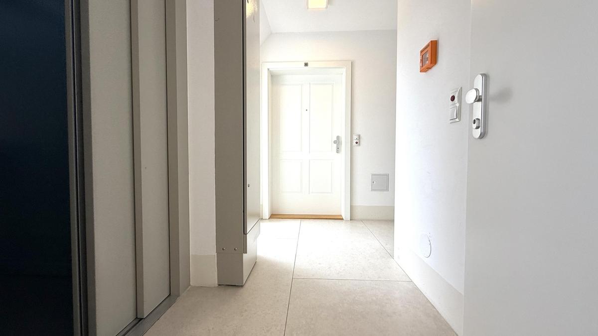 Einlagerungsraum (Tr rechts), Lift, Wohnungstr (