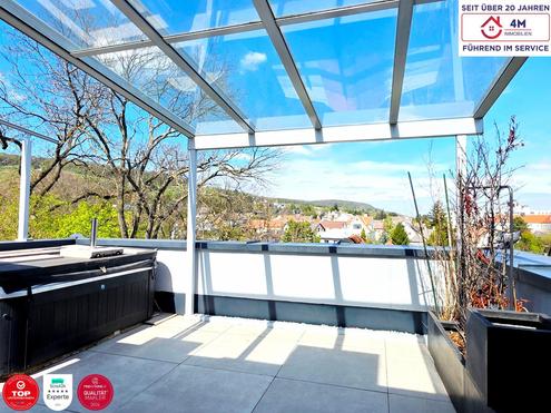 Skyline-Feeling mit Whirlpool &amp; 28?m privater Dachterrasse-Design Maisonette auf 2 Ebenen