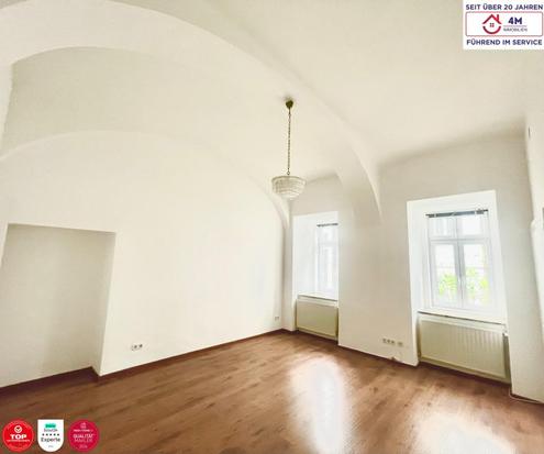 Ruhige Altbauperle mit Flair ? im begrünten Innenhof des 4. Bezirks