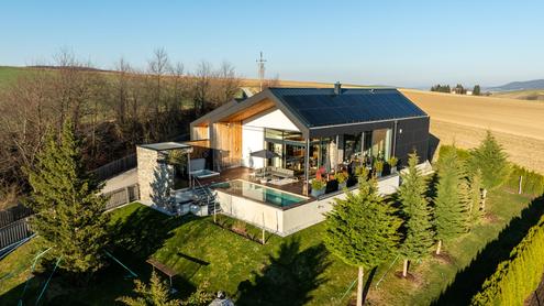 ARCHITEKTENHAUS IM GRÜNEN-  DAS LANDHAUS NEU INTERPRETIERT