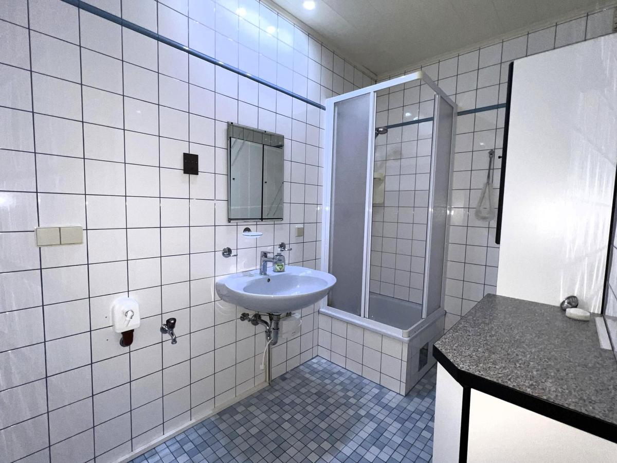 04 Badezimmer