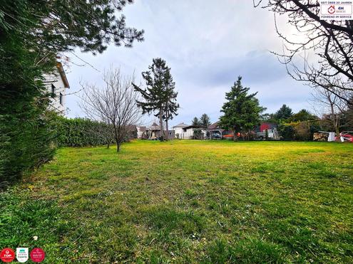 Stadtgrenze Wien, nicht aufgeschlossenes Grundstück,Nähe Gänserndorf