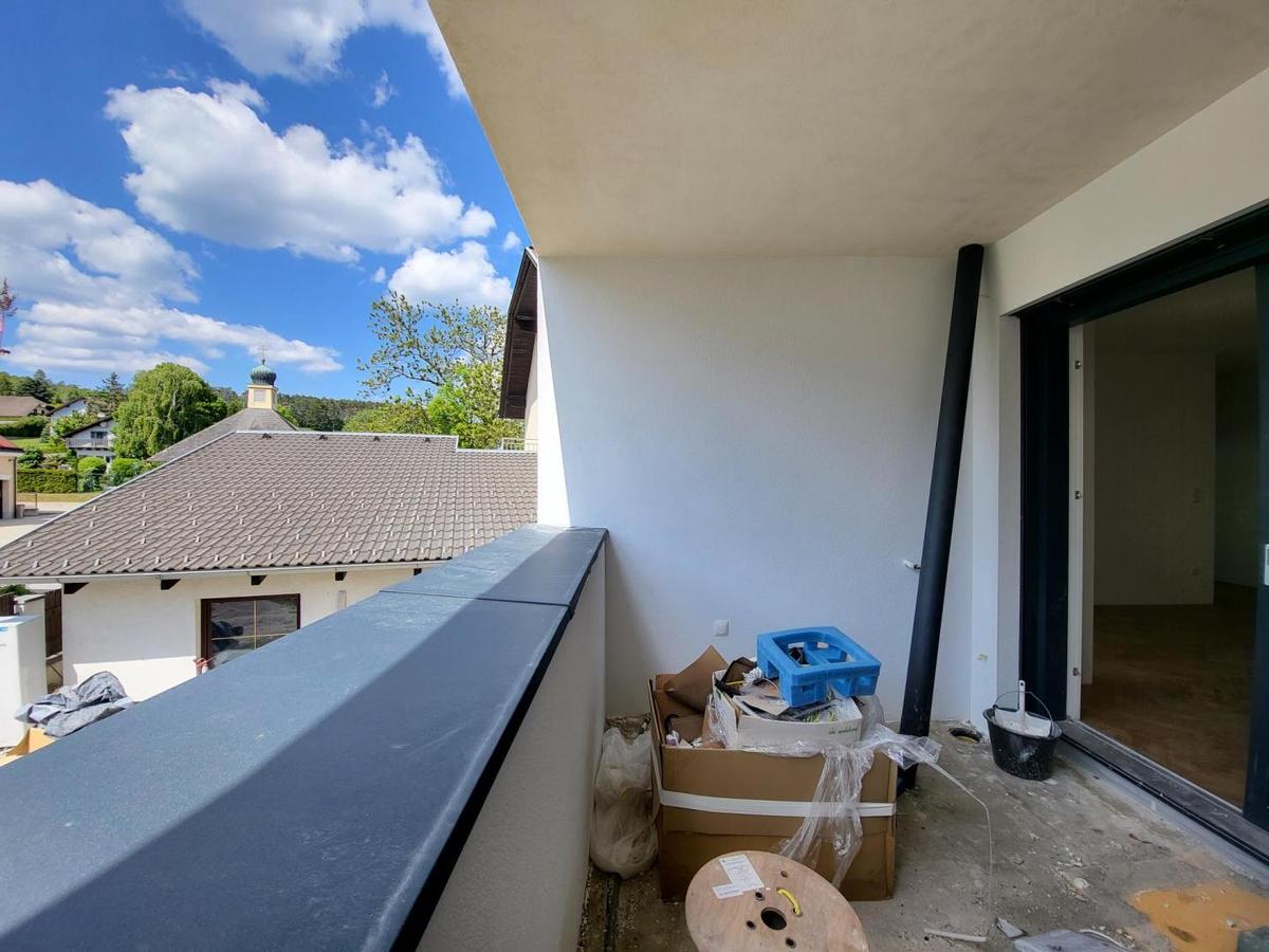 02a EG Westbalkon