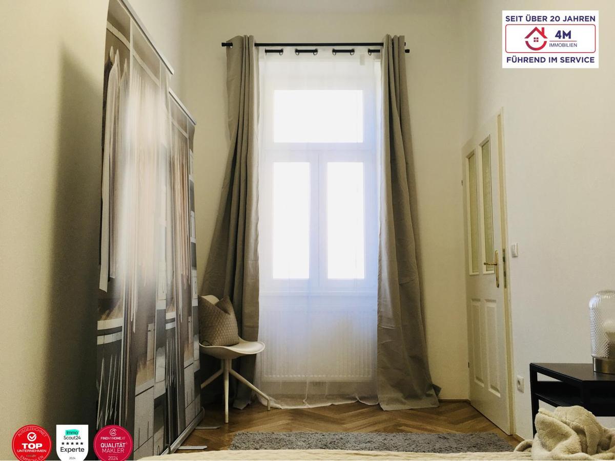 Zimmer 2 ca. 11,09 m2 gro