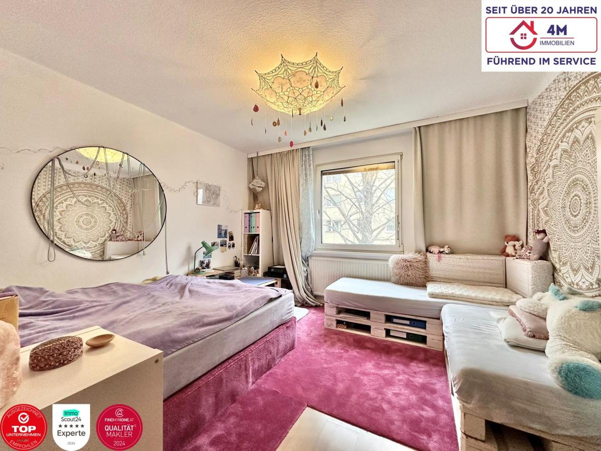Schlafzimmer 1