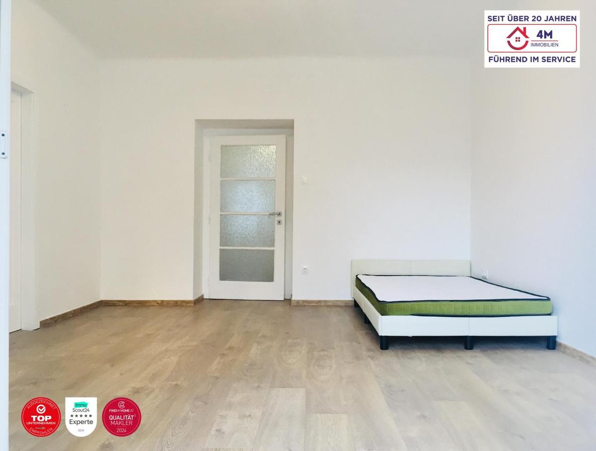 Das Zimmer 1 ist ca. 19  m