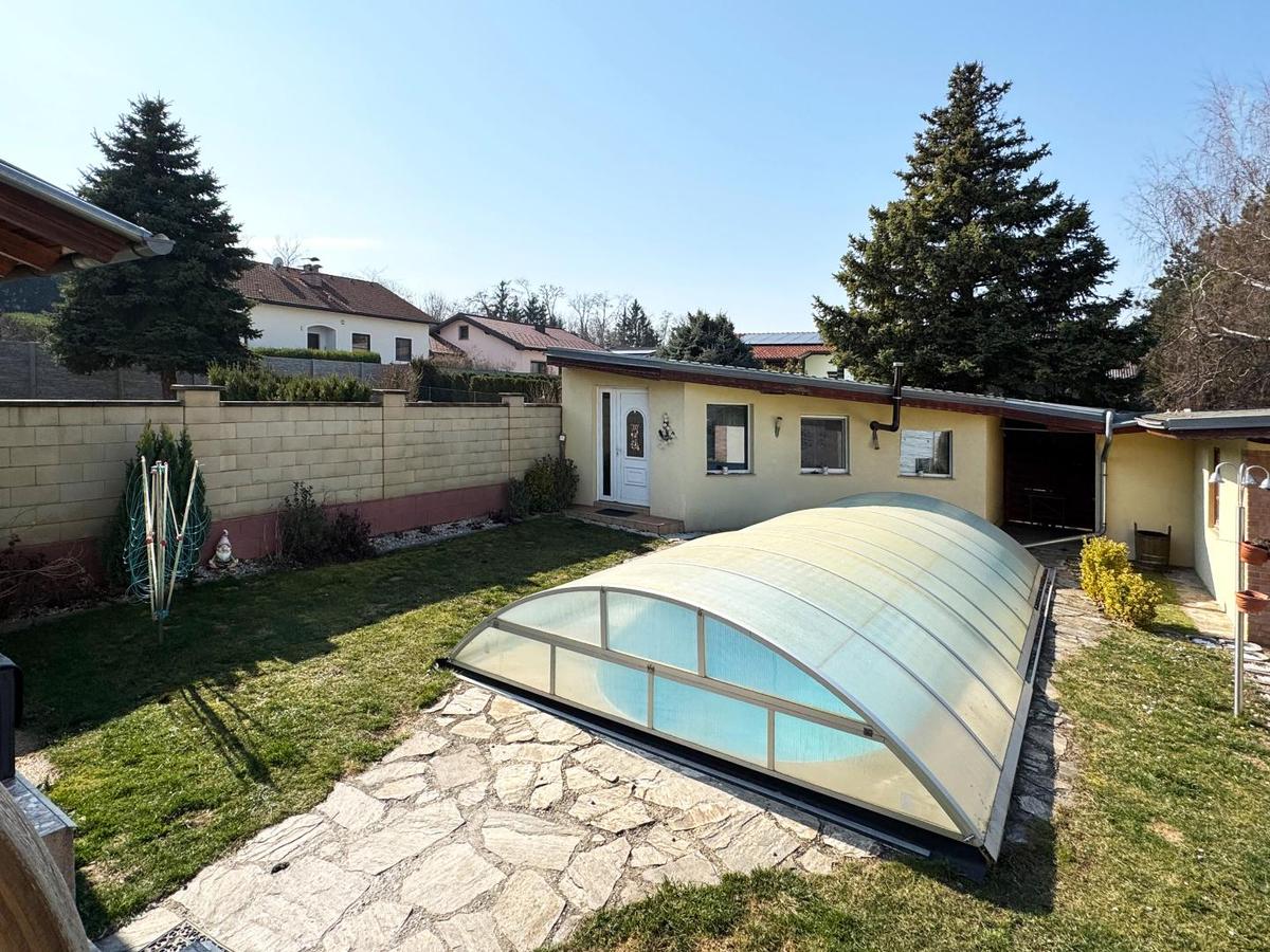 08 Pool+Poolhaus