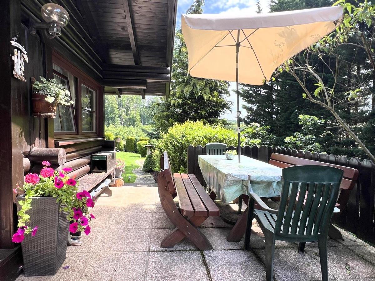 16 Terrasse Eingangsbereich
