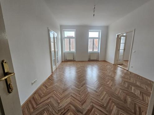 Augarten / U2 / Ausblick / Aufzug / PKW Stellplatz