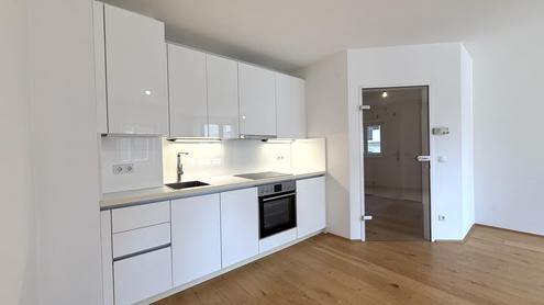 Helle, zentral begehbare Neubauwohnung (freier Mietzins) in Top-Lage