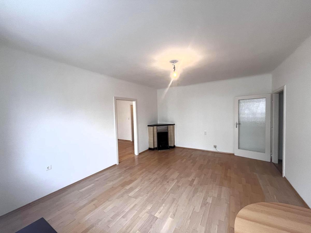 07 Wohnzimmer