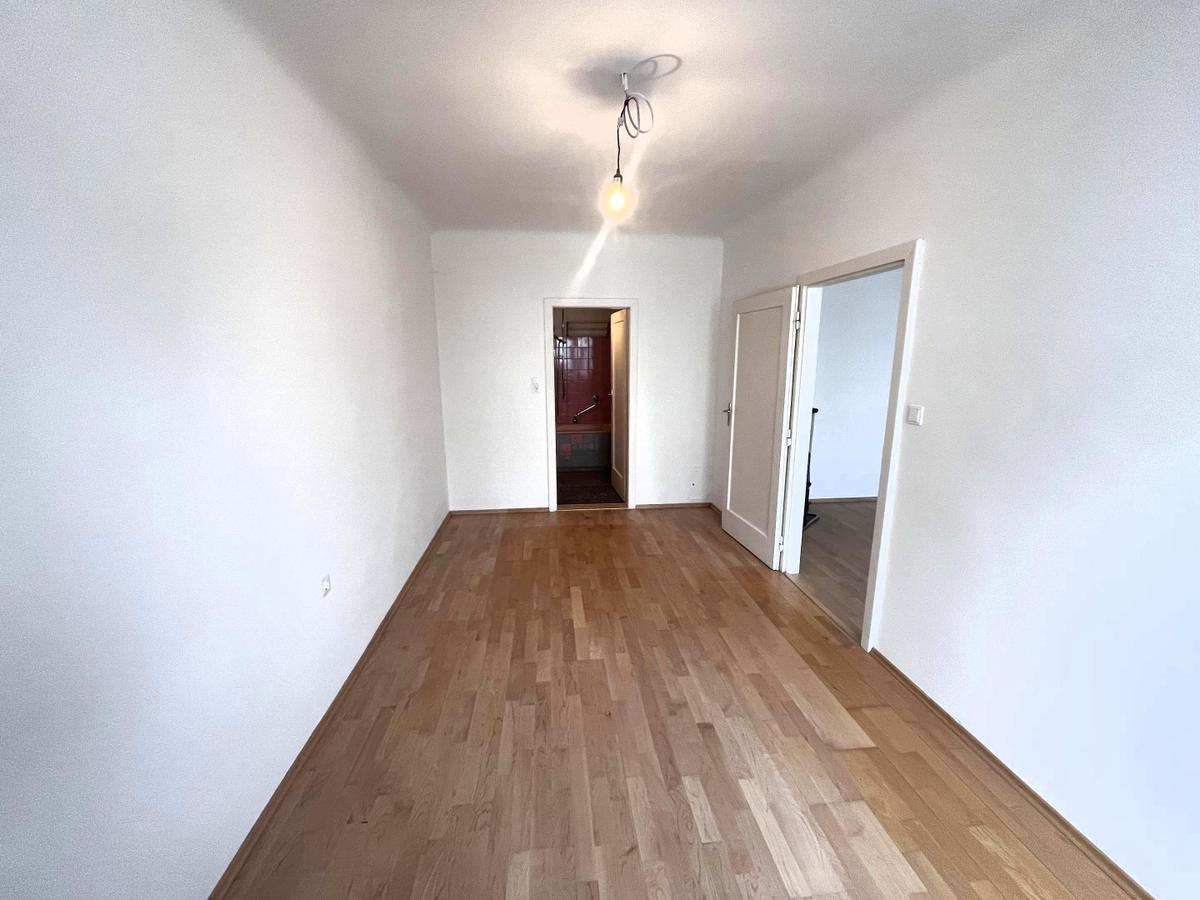 08 Schlafzimmer