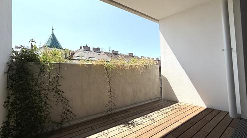 6. OG und WEITBLICK!!! Sensationelle Single-Wohnung mit hochwertigen Einbaumbeln und groer Auenflche