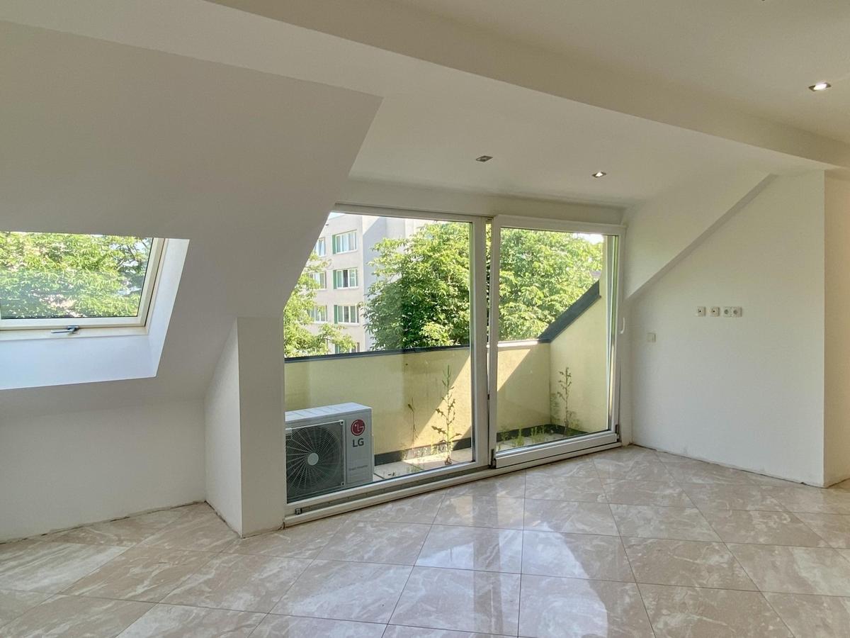 02 Wohnzimmer