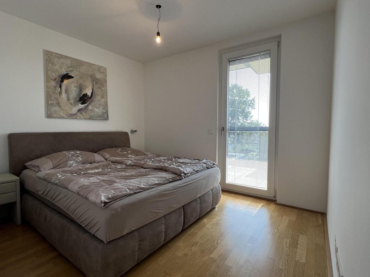 04 Schlafzimmer 1