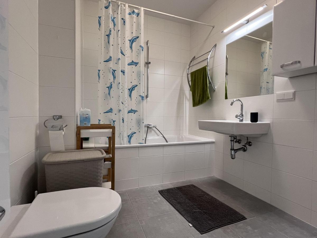05 Badezimmer 1