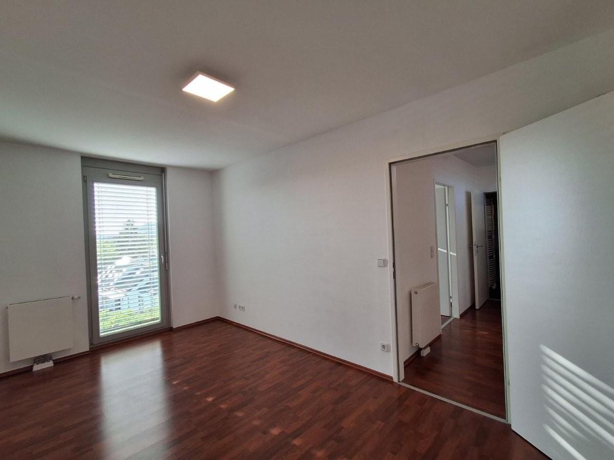 6 Schlafzimmer 1210