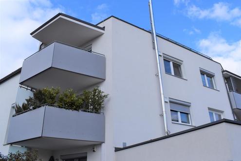 "Lichtdurchströmte Dachgeschosswohnung ? inkl. Garagenstellplatz!"