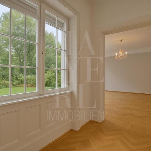 Klassische Altbauwohnung mit Garten