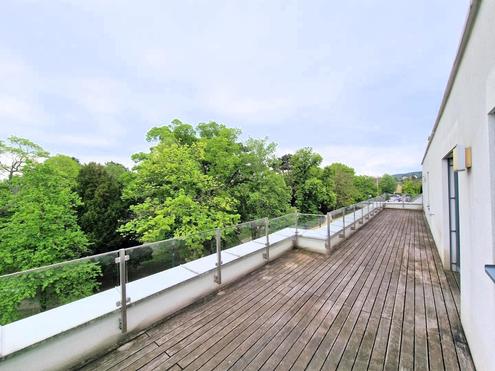 Maria Enzersdorf - Schlosspark!!! Stylische Neubauwohnung MEGA Dachterrasse!!
