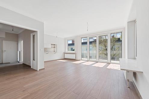 Rooftopterrasse von 73m2 mit top renovierter Wohnung, nahe Maurer Hauptplatz (mit Garage)