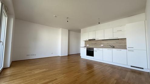 Moderne Neubauwohnung mit 7,77m Loggia zum INNENHOF nahe Akademiepark