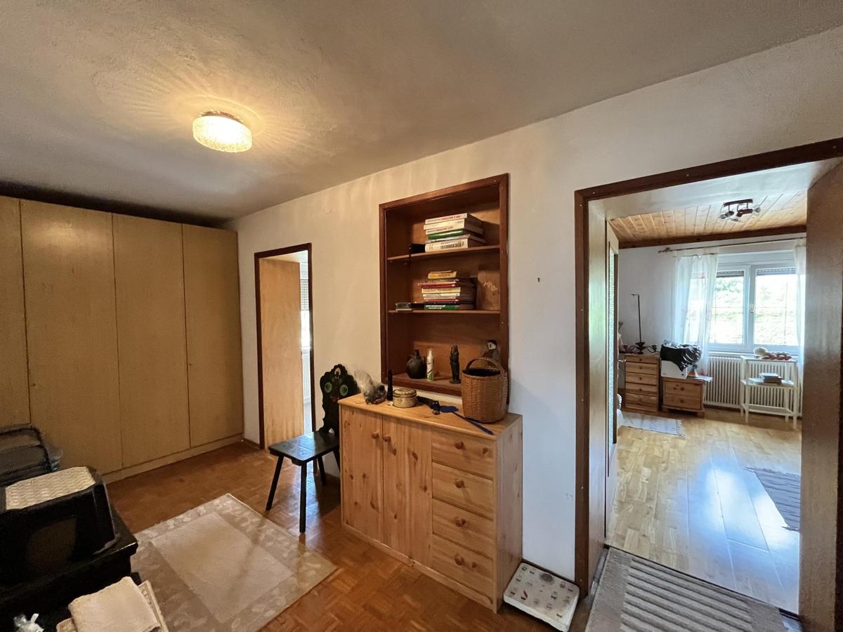 Durchgangszimmer OG
