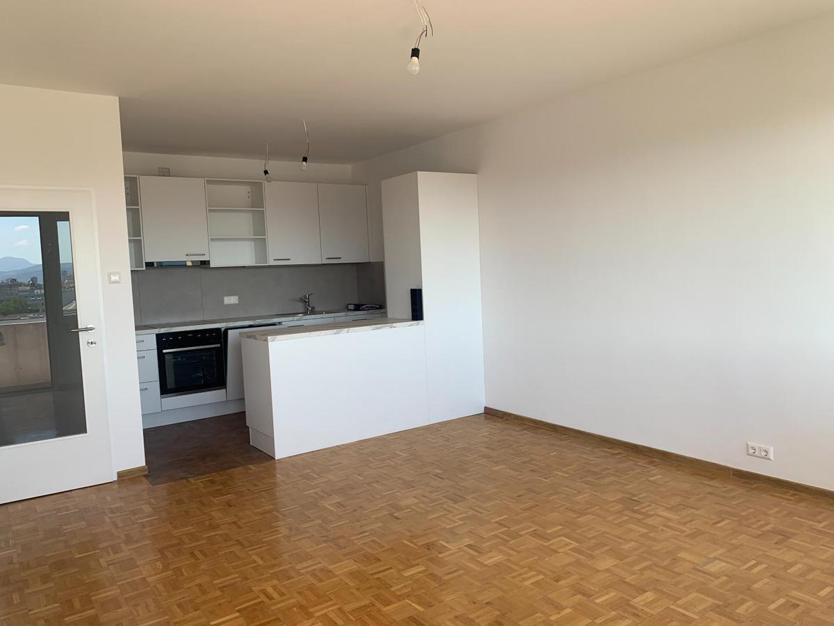 Wohn-Esszimmer mit offener Kche