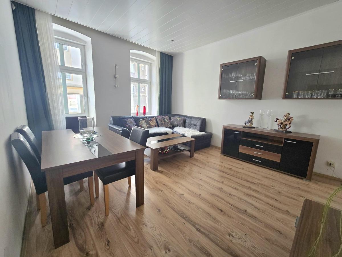 01 Wohnzimmer