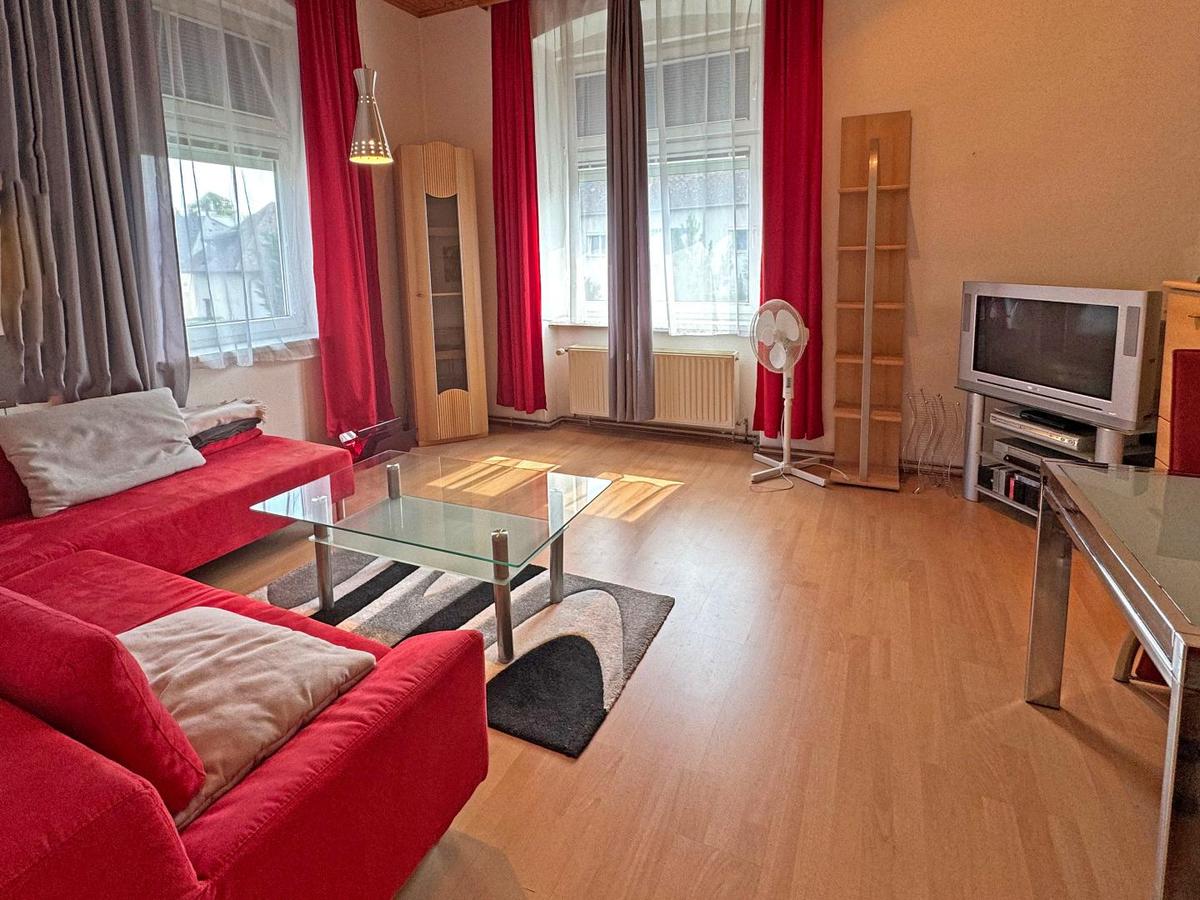 02 Wohnzimmer