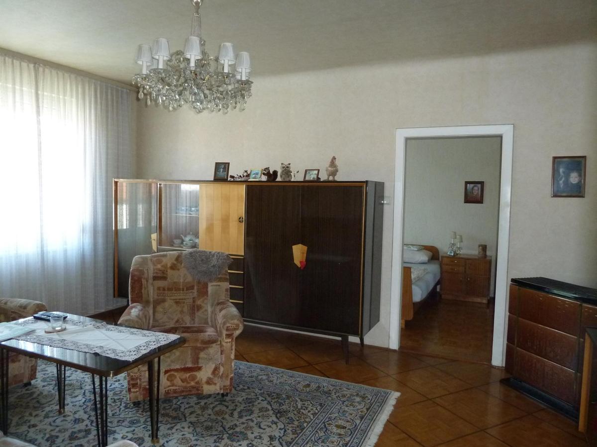 8. Wohnzimmer
