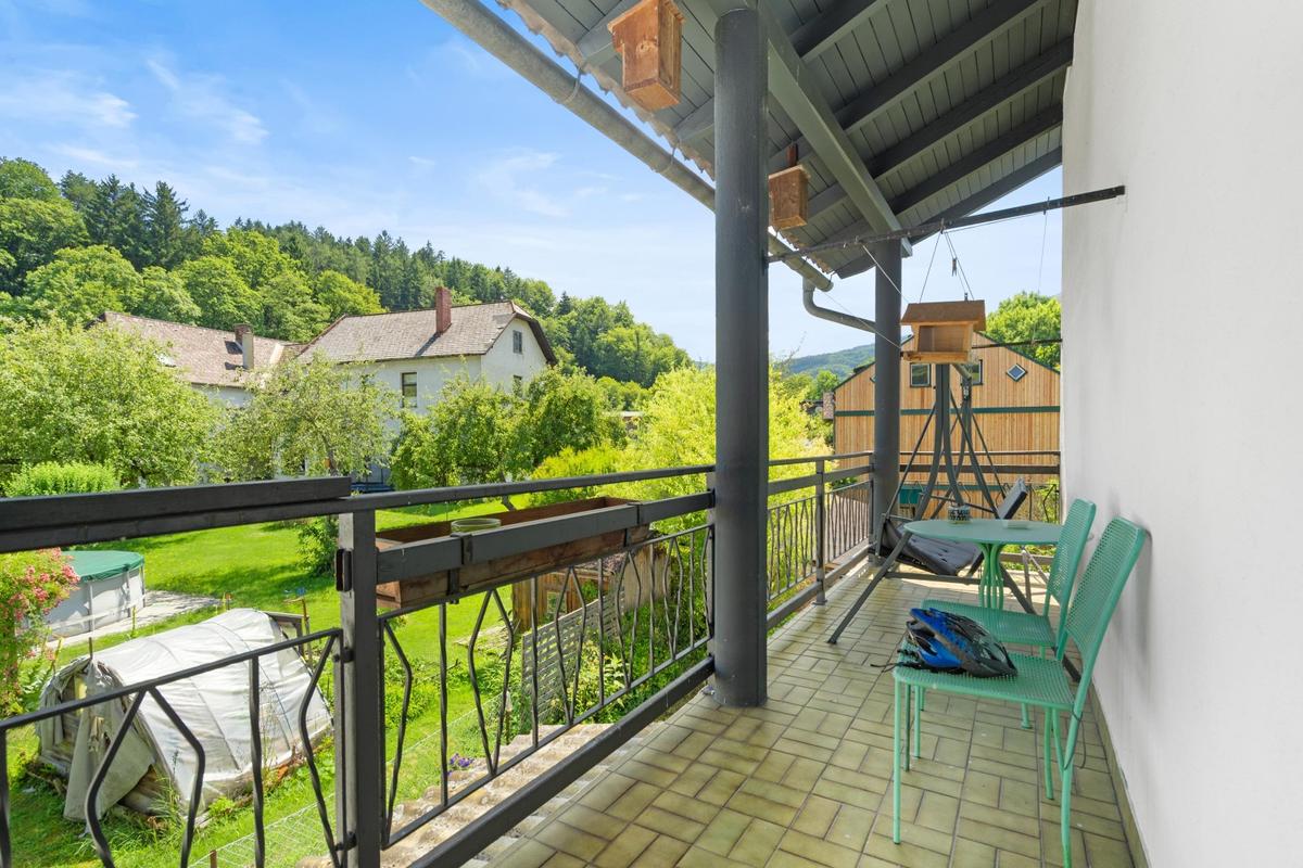 09 Balkon Hinten
