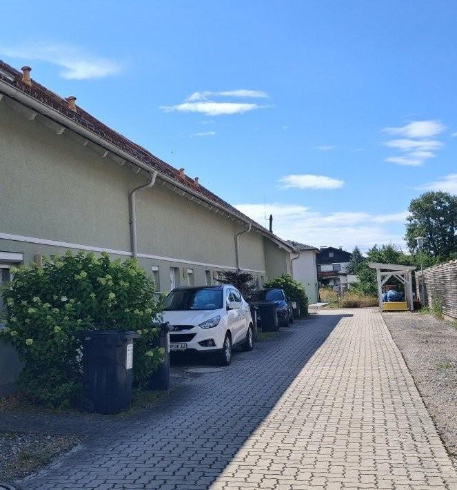32 Hauszufahrt 2 Stellpltze RH 2232