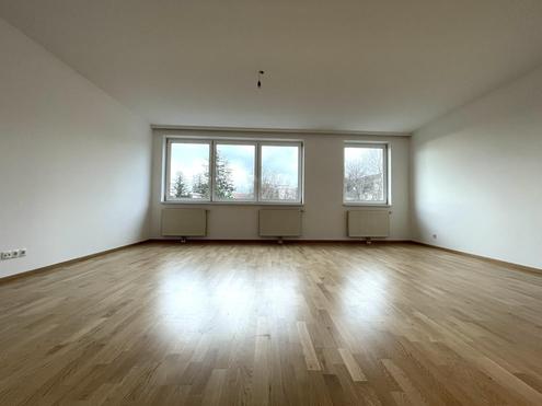 Generalsanierte Neubauwohnung! Ruhiges, hofseitiges Schlafzimmer!