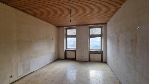 Sanierungsbedrftige Altbauwohnung beim Bahnhof Meidling + direkte U6 Nhe!!