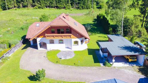 "Zwei Wohneinheiten in idyllischer Lage!"