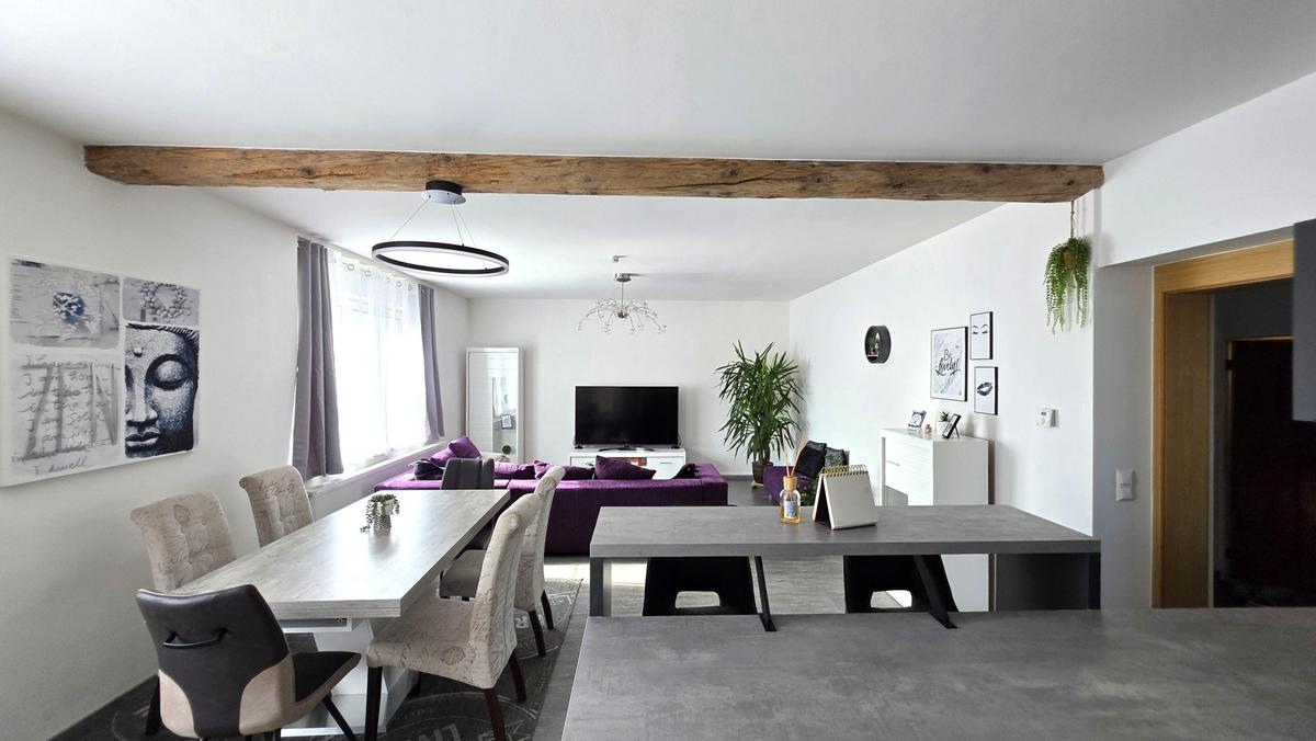 groes Wohnzimmer