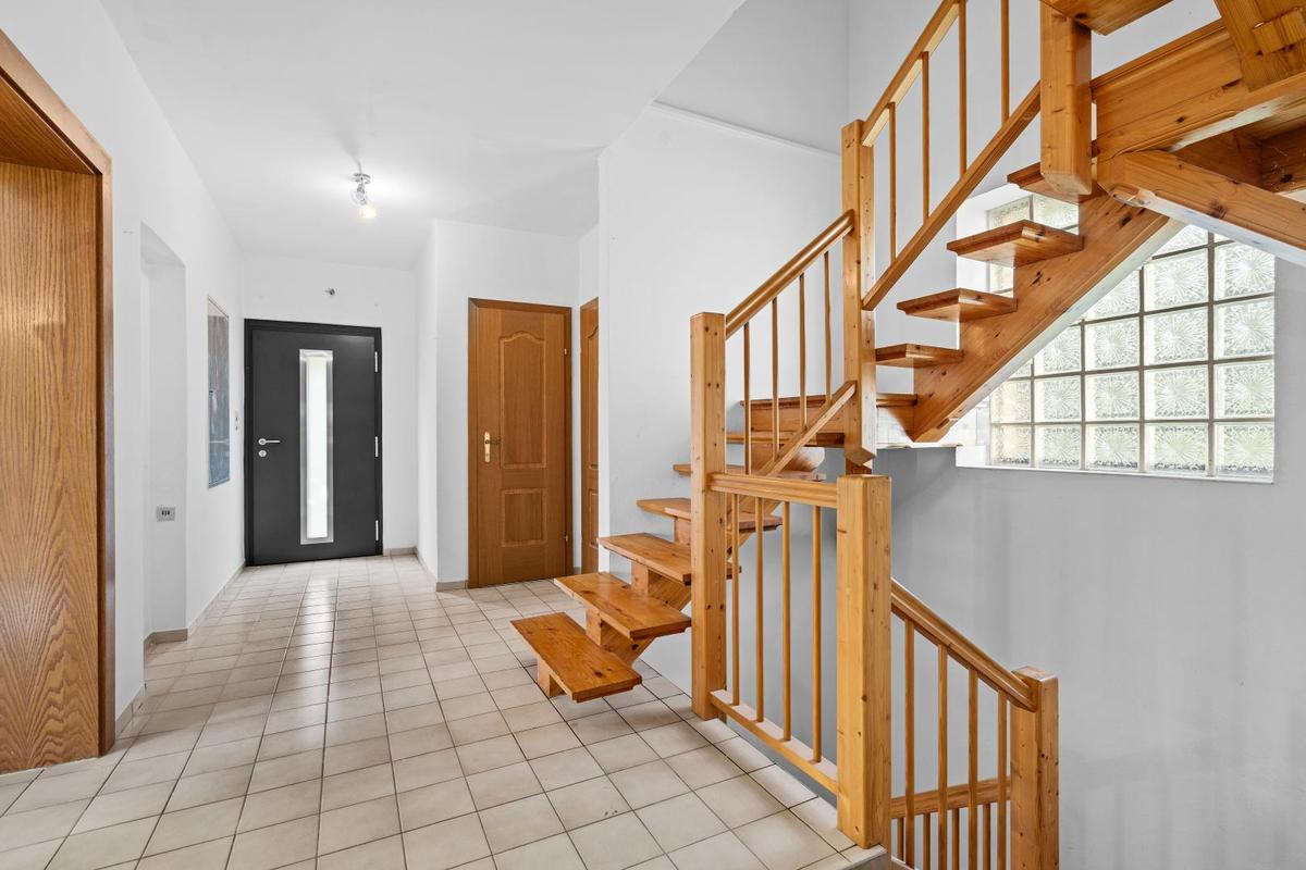 10. Einfamilienhaus 2732 Oberhflein