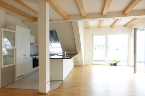 DG-Wohnung mit Traumaustattung 67m Terrassenflche - Grenze 1. Bezirk!!!