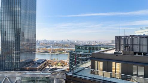 DC FLATS ? 17.OG:  3 Zimmer + Terrasse, hochwertig leben im Herzen der Skyline!