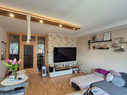 KAUFEN & EINZIEHEN: SCHÖNE MAISONETTEWOHNUNG IM ZENTRUM VON NEULENGBACH