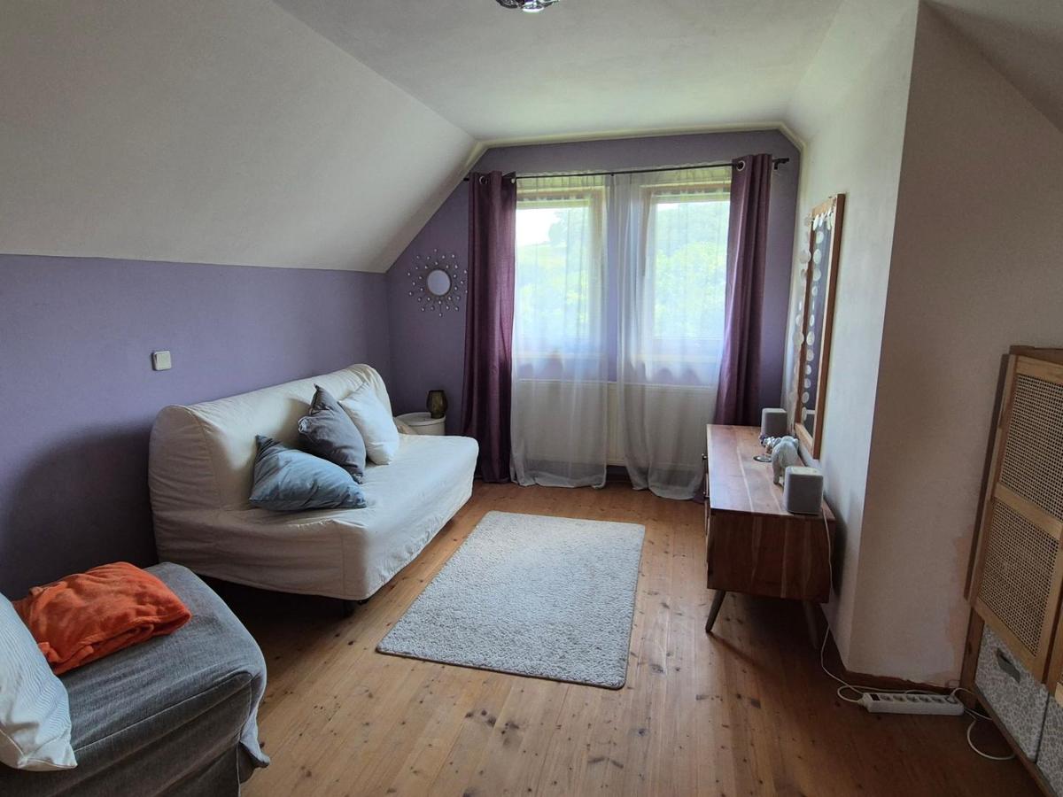 Schlafzimmer DG