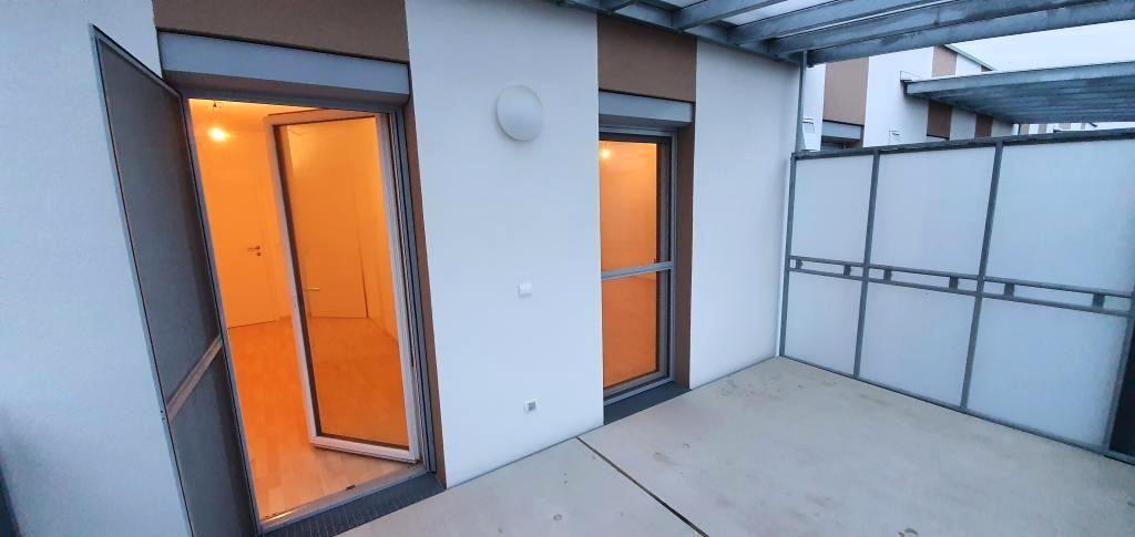 groer Balkon/Terrasse