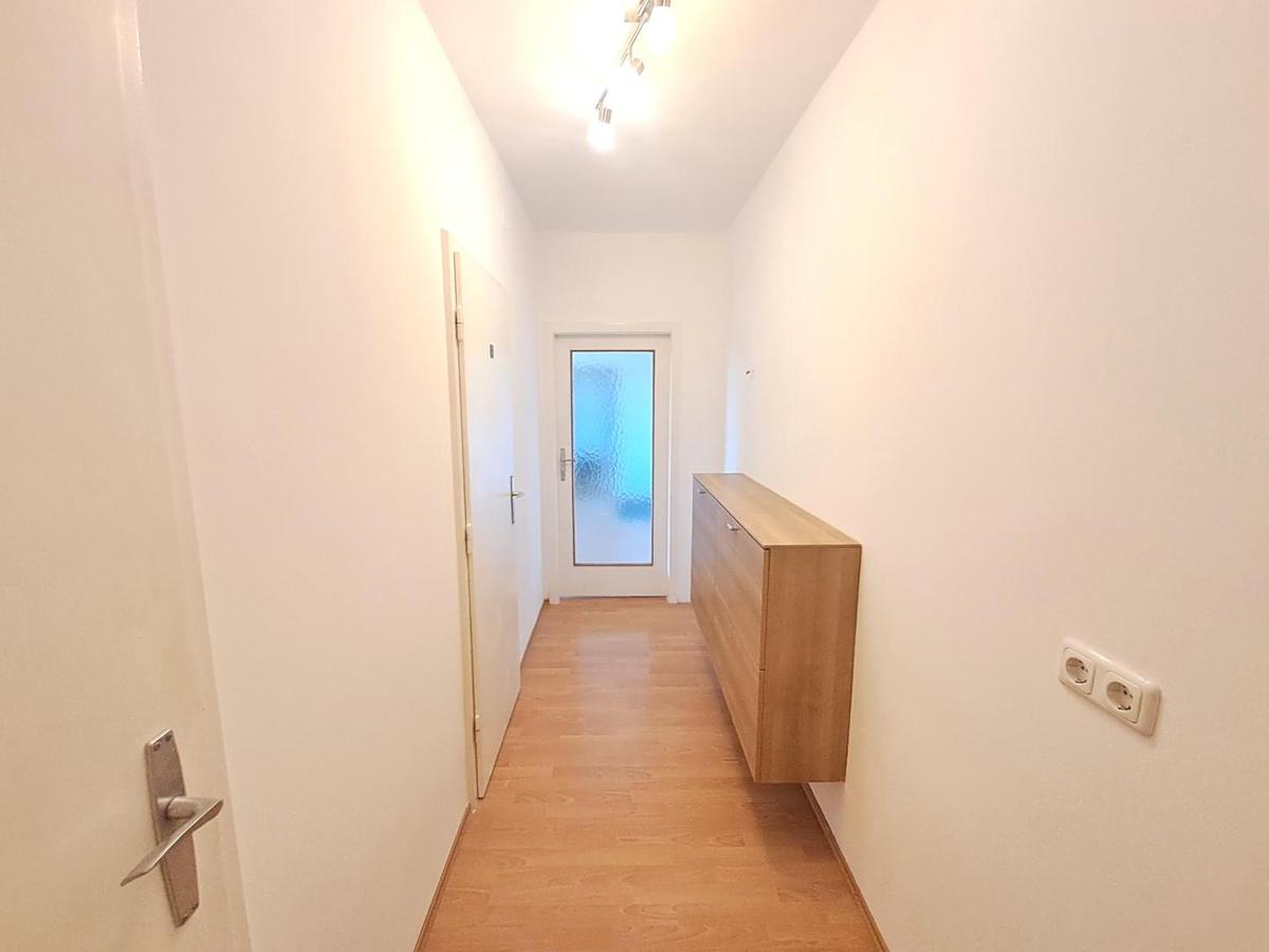 Vorraum/Garderobe