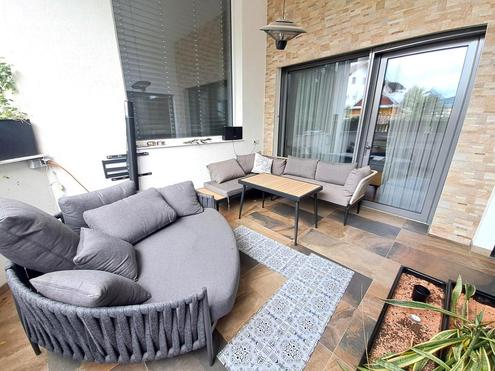 Eigentumswohnung mit Terrasse, Sauna, Whirlpool und 2 Kfz-Stellpltzen