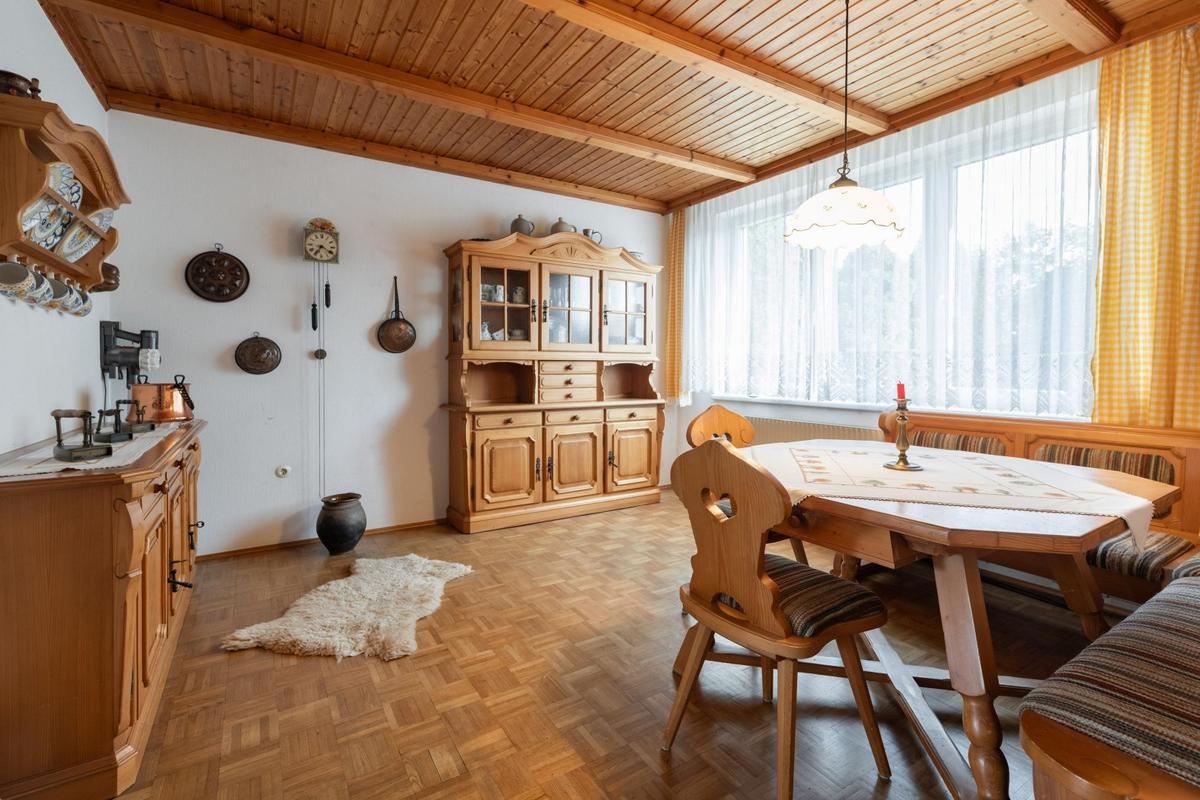 08 Esszimmer
