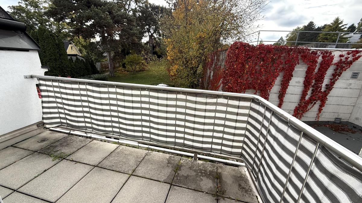 Balkon mit Grnblick