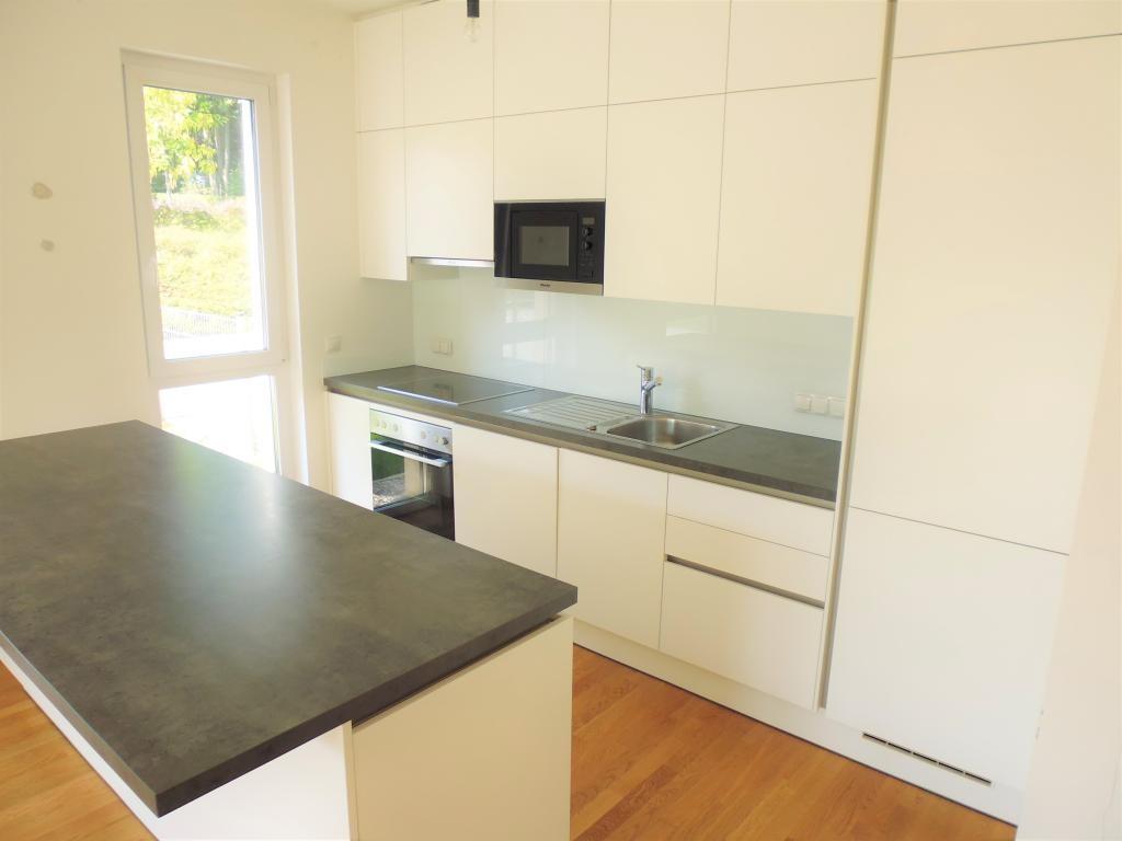 top-moderne Designerkche, Miele Gerte, Schrnke