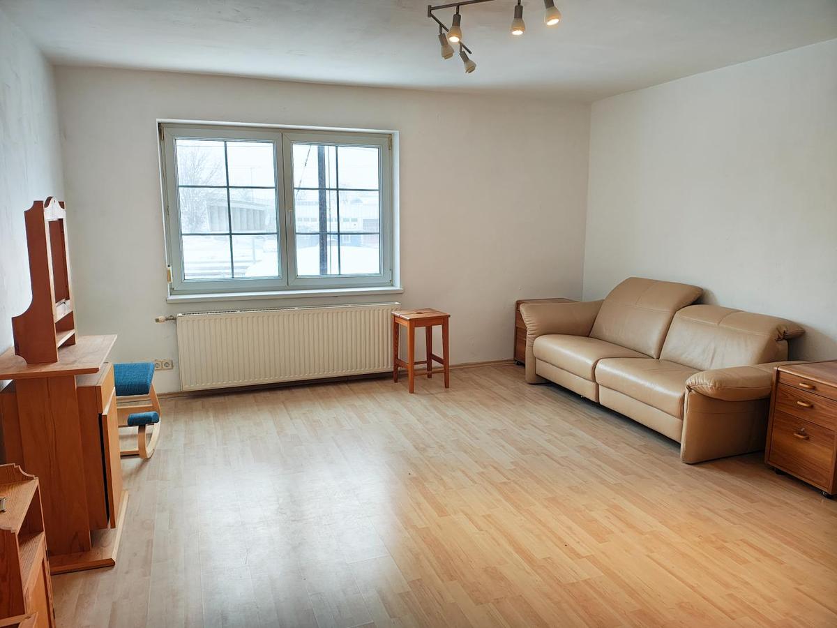 Zimmer ca. 23m� OG